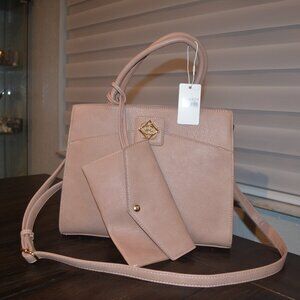 Fashion Handbag set. Chic Savvy, Zon Bijoun , Light Mauve